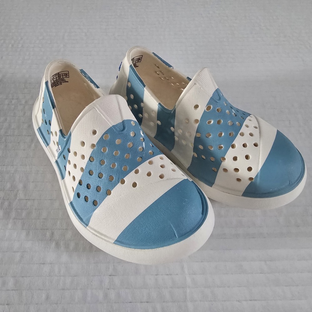 Toms Toddler Sz 6 - white, Argentina baby blue Stripe Slip on Rubber, Water Shoe